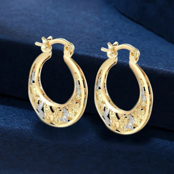 🎀14k Hollowed out Butterfly Hoops - Picture 5 of 6